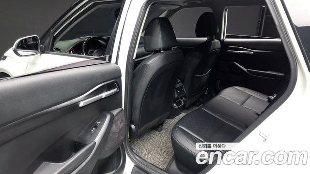 Kia Seltos Gasoline 1.6 Turbo 2WD Prestige 2023 — фото 12