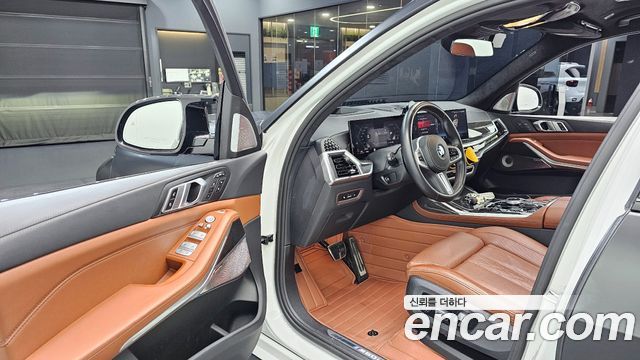 BMW X7 (G07) M60i xDrive M sport 6STR 2024 — фото 10