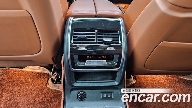 BMW X7 (G07) M60i xDrive M sport 6STR 2024 — фото 17