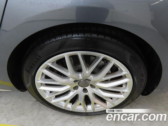 Audi A8 60 TDI Quattro LWB D4 2015 — фото 24