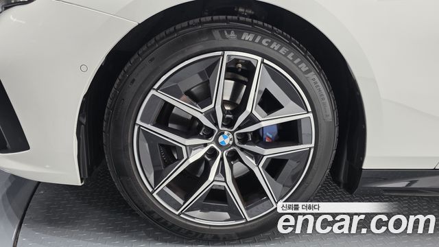 BMW 5 Series (G60) 520i M Sport 2024 — фото 5