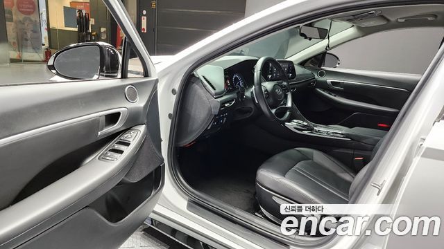Hyundai Sonata (DN8) 2.0 Modern 2023 — фото 10