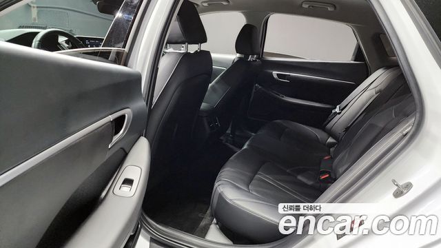 Hyundai Sonata (DN8) 2.0 Modern 2023 — фото 12