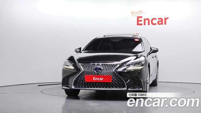 Lexus LS500h (V) 3.5 Platinum AWD 2019 — фото 3