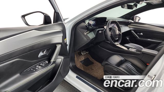 Peugeot 408 1.2 Pure Tech GT 2024 — фото 10
