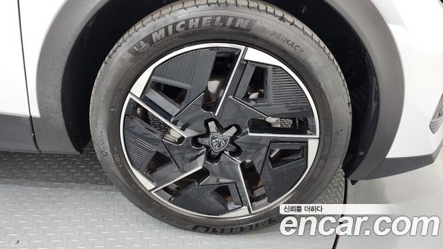 Peugeot 408 1.2 Pure Tech GT 2024 — фото 21