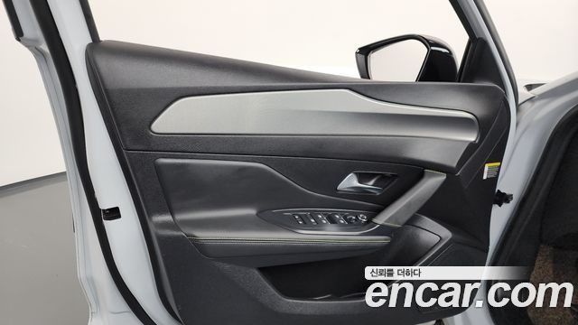 Peugeot 408 1.2 Pure Tech GT 2024 — фото 24