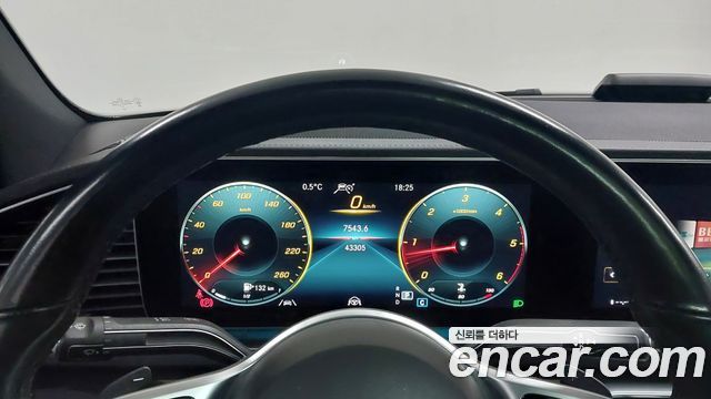 Mercedes-Benz GLE-Class (W167) GLE400d 4MATIC Coupe 2023 — фото 8