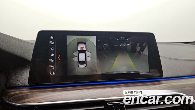 BMW 5 Series (G30) 530i xDrive M Sport Package Plus 2018 — фото 16