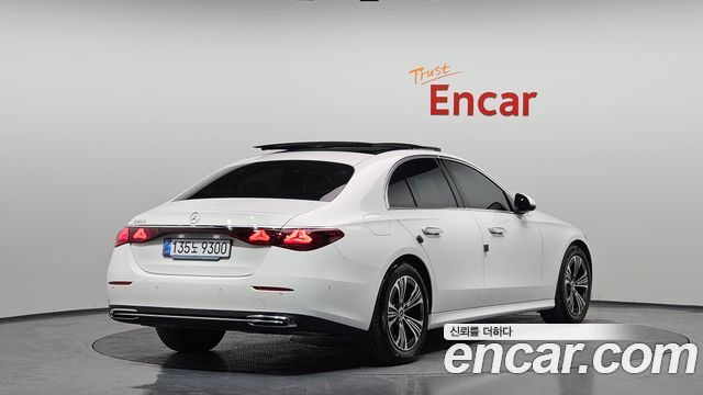 Mercedes-Benz E-Class (W214) E200 Avantgarde 2025 — фото 2