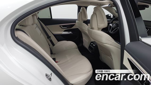 Mercedes-Benz E-Class (W214) E200 Avantgarde 2025 — фото 16