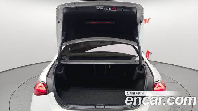 Mercedes-Benz E-Class (W214) E200 Avantgarde 2025 — фото 24