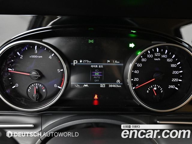 Kia Carnival (IV) Diesel 9-Seater Prestige 2023 — фото 8