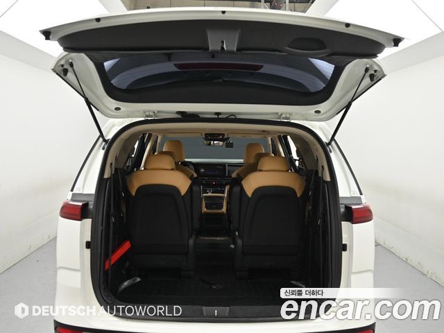 Kia Carnival (IV) Diesel 9-Seater Prestige 2023 — фото 23