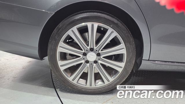 Mercedes-Benz E-Class (W213) E450 4MATIC Exclusive 2019 — фото 5