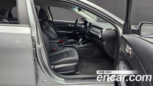Kia K3 Prestige 2021 — фото 11