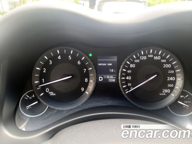 Infiniti Q70 3.7 Premium 2015 — фото 8