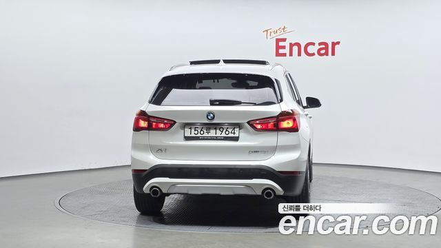 BMW X1 (F48) xDrive 20i xLine 2022 — фото 4