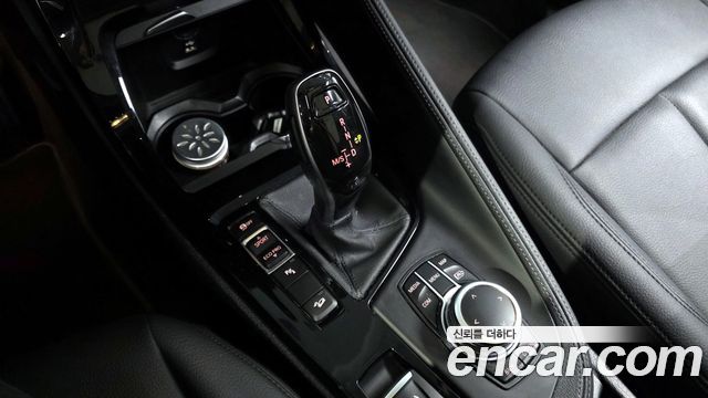 BMW X1 (F48) xDrive 20i xLine 2022 — фото 9