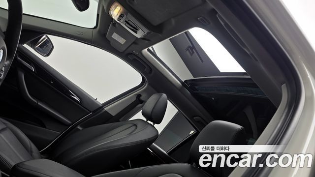 BMW X1 (F48) xDrive 20i xLine 2022 — фото 19
