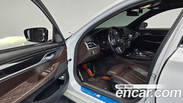 BMW 7 Series (G11) 740i M Sport 2020 — фото 10