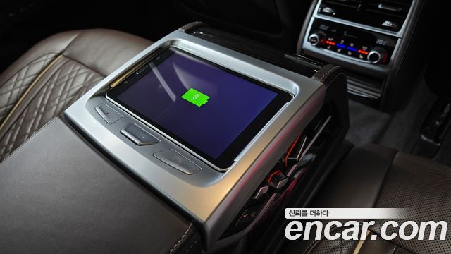 BMW 7 Series (G11) 740i M Sport 2020 — фото 33