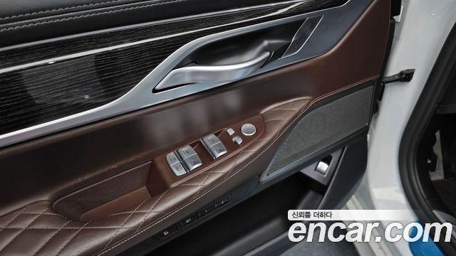 BMW 7 Series (G11) 740i M Sport 2020 — фото 35