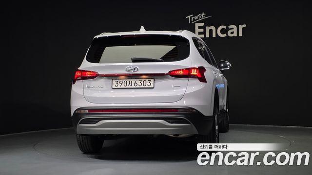 Hyundai Santa Fe Diesel 2.2 4WD Exclusive 2023 — фото 4