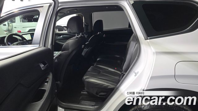 Hyundai Santa Fe Diesel 2.2 4WD Exclusive 2023 — фото 11