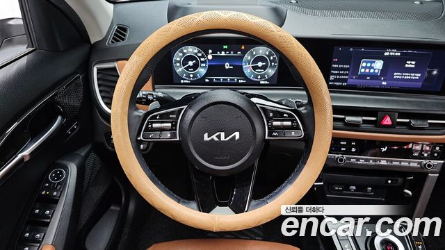 Kia Seltos Gasoline 1.6 Turbo 2WD Signature 2023 — фото 13