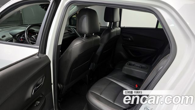 Chevrolet Trax 1.4 Red Line LT Core 2021 — фото 11
