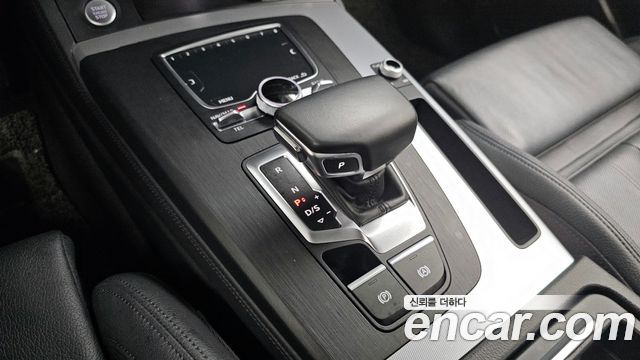 Audi Q5 (FY) 50 TDI Quattro Premium 2020 — фото 9
