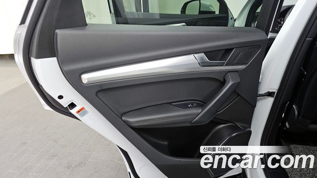Audi Q5 (FY) 50 TDI Quattro Premium 2020 — фото 31