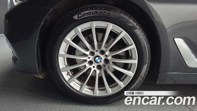 BMW 5 Series (G30) 520i Luxury 2020 — фото 5