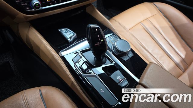 BMW 5 Series (G30) 520i Luxury 2020 — фото 9