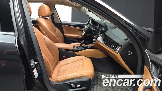 BMW 5 Series (G30) 520i Luxury 2020 — фото 10