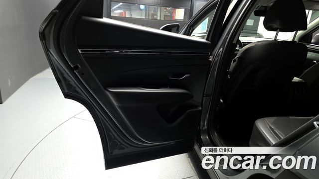 Hyundai Tucson Hybrid (NX4) Premium 2WD 2022 — фото 25