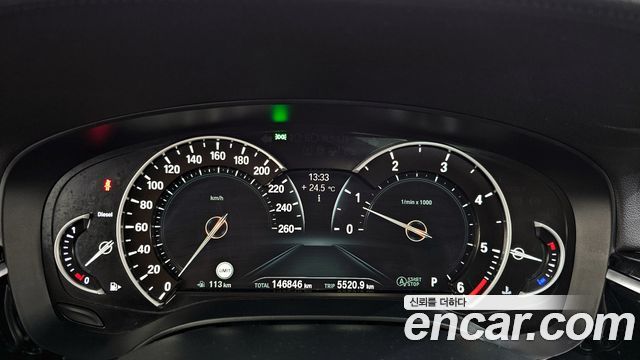 BMW 5 Series (G30) 520d Luxury Special Edition 2018 — фото 8