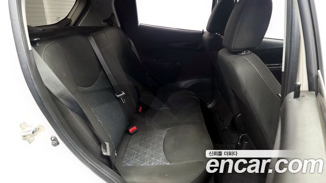 Chevrolet Spark LS 2019 — фото 12