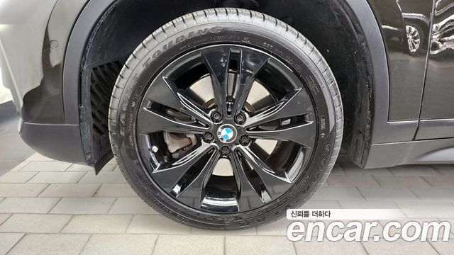 BMW X1 (F48) xDrive 20i Advantage 2020 — фото 5