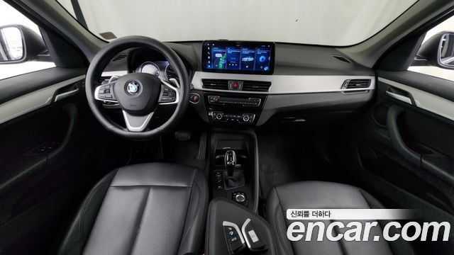 BMW X1 (F48) xDrive 20i Advantage 2020 — фото 7
