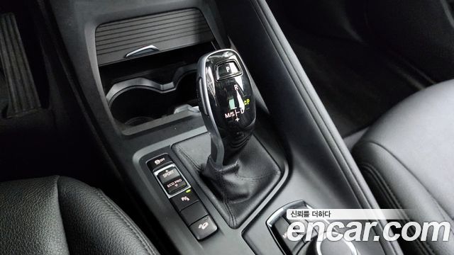 BMW X1 (F48) xDrive 20i Advantage 2020 — фото 9