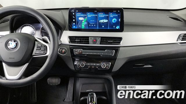 BMW X1 (F48) xDrive 20i Advantage 2020 — фото 14