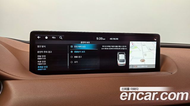 Genesis G80 (RG3) Gasoline 2.5 Turbo AWD 2022 — фото 15