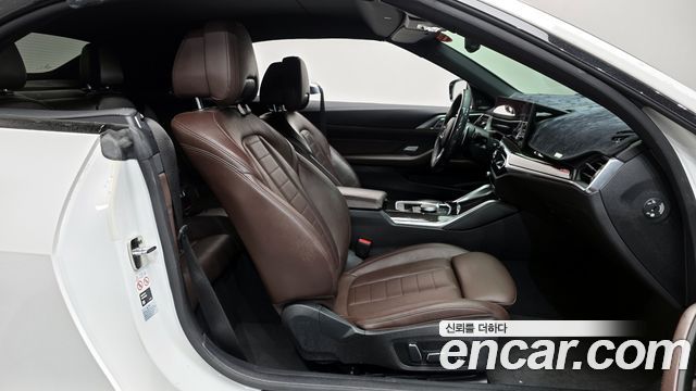 BMW 4 Series (G22) 420i M Sport Convertible 2024 — фото 11