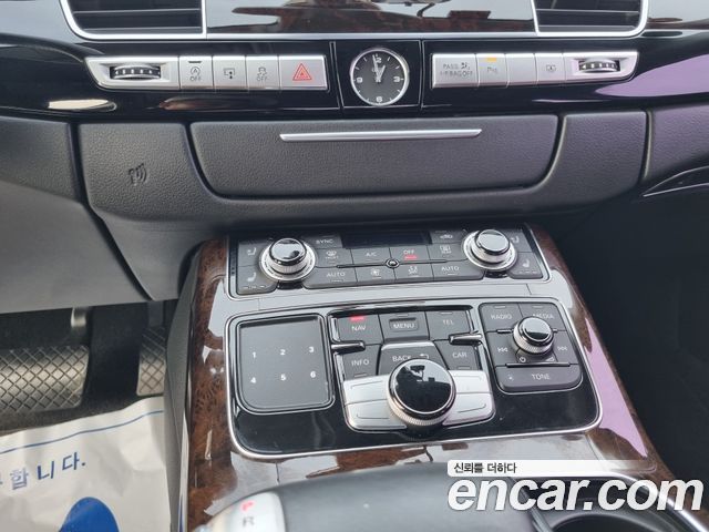 Audi A8 50 TFSI Quattro LWB D4 2015 — фото 17