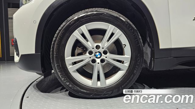 BMW X1 (F48) xDrive 18d 2017 — фото 5