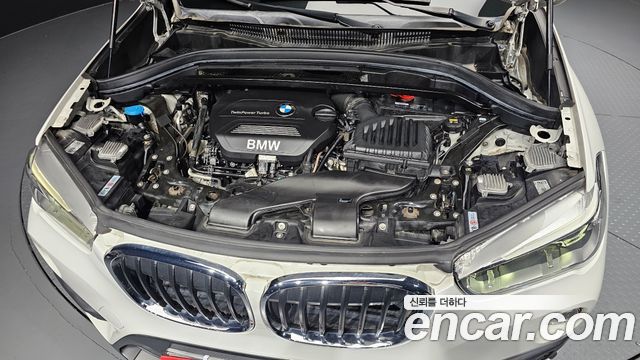 BMW X1 (F48) xDrive 18d 2017 — фото 6