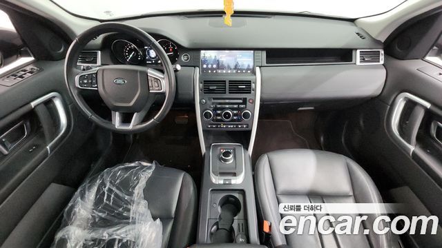 Land Rover Discovery Sport 2.0 TD4 SE 2018 — фото 7