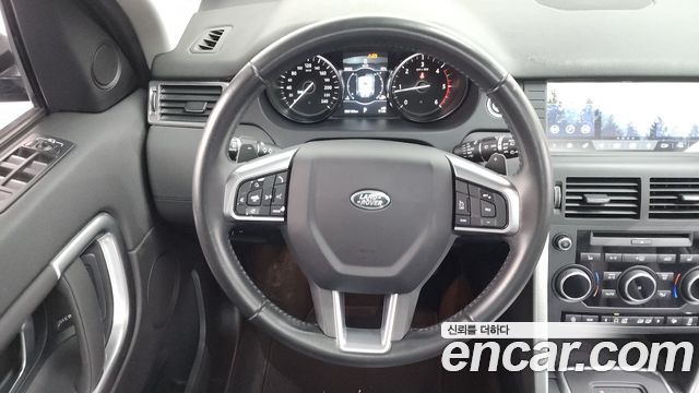 Land Rover Discovery Sport 2.0 TD4 SE 2018 — фото 12